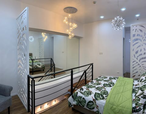 Bed, Photo of the whole room, Bedroom, internet