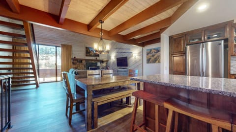 Snowflower #3 condo Apartment in Mammoth Lakes