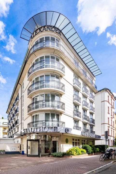 Property building, Facade/entrance