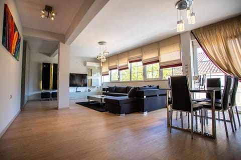 A Stylish Apartment In The Center Of Kastoria Apartment in North Macedonia