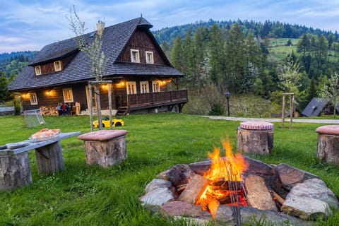Property building, Hot Tub, Sauna, Parking
