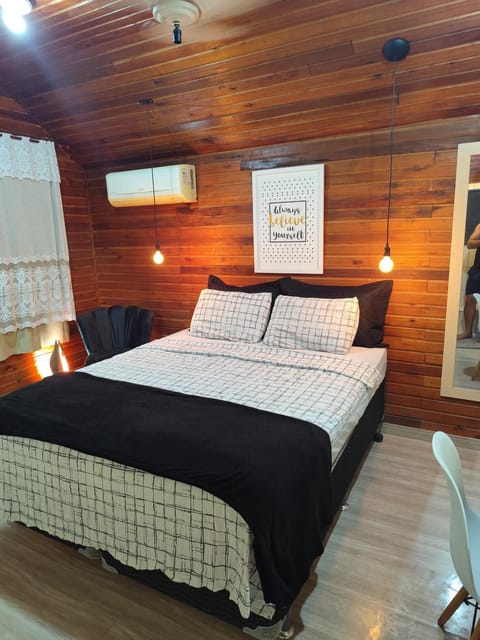 Chalé suíte com ar em Resende Chalet in Resende