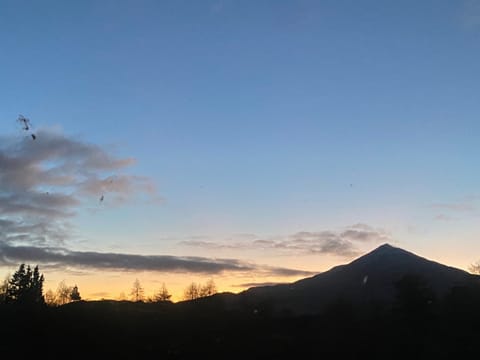 Natural landscape, Mountain view, Sunrise