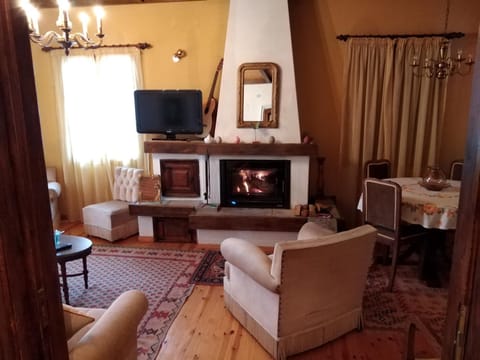 Balkone in Montagna (Μπαλκόνι στο Βουνό ) House in North Macedonia