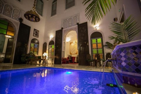 Patio, Night
