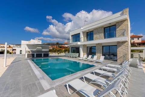 Property building, Pool view, Swimming pool