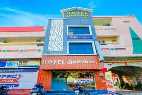 Property building, Facade/entrance