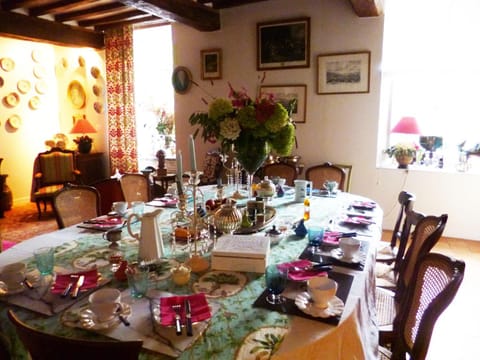 Banquet/Function facilities, Continental breakfast