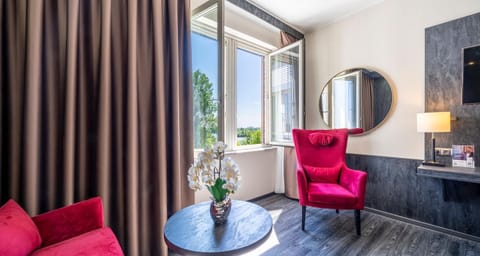 View (from property/room), Seating area