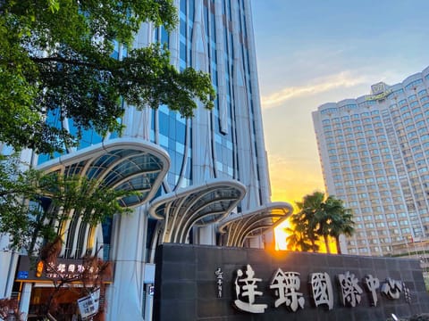 Property building, City view