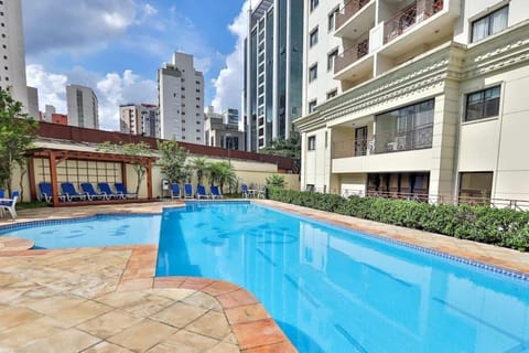 Facade/entrance, Swimming pool
