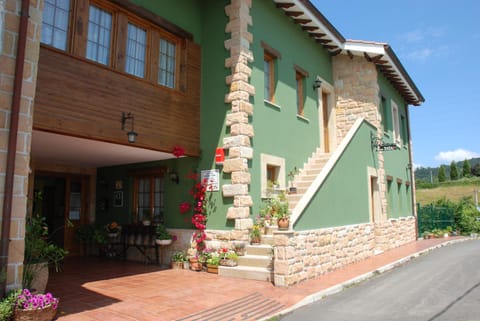 Facade/entrance, Facade/entrance