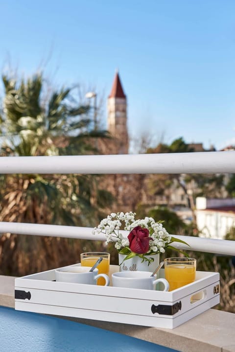 Balcony/Terrace, City view, Landmark view, Sea view