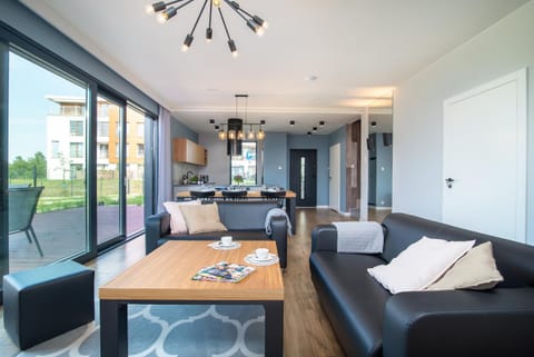 Living room, Seating area, Dining area