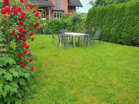 Day, Summer, BBQ facilities, Garden, Dining area, Garden view