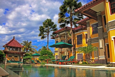 Pool view