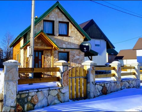 Property building, Winter