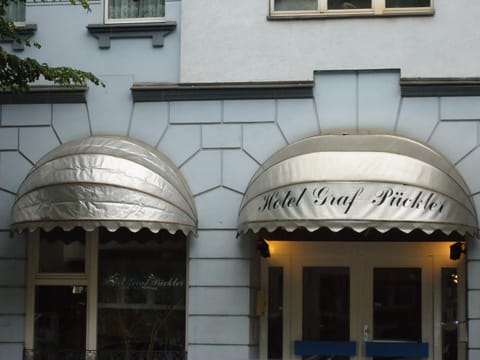 Facade/entrance, Property logo or sign, Decorative detail