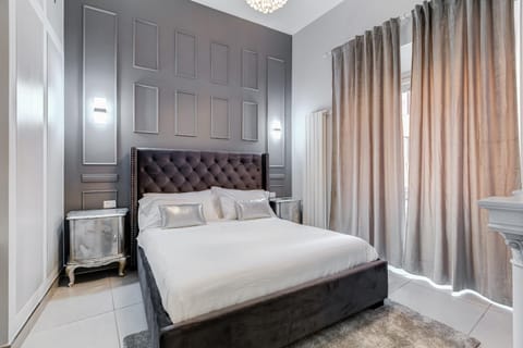 Property building, Bed, Photo of the whole room, Bedroom
