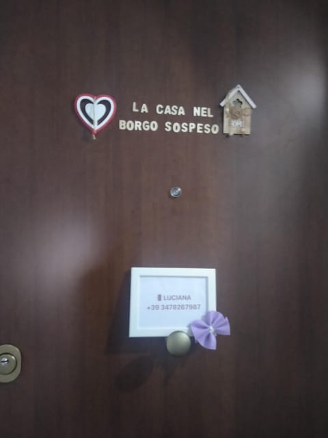 La casa nel Borgo Sospeso "con vasca e vista panoramica" Apartment in Umbria