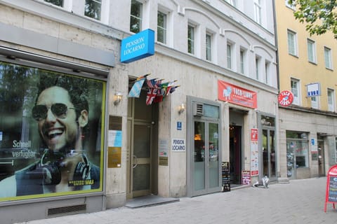 Property building, Facade/entrance