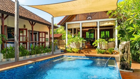 Ponder Cottages - The Villa Villa in Nusapenida