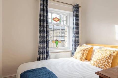 Cosy Mill Workers Cottage Heritage Saltaire Apartment in Bradford