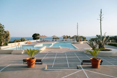 Sea view, Swimming pool