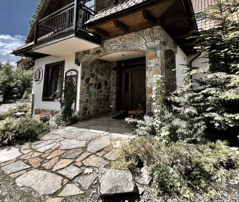 Property building, Garden