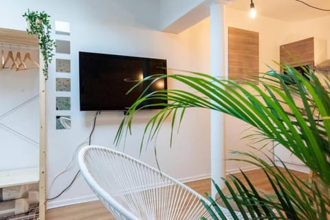 Appartement au calme + parking Apartment in Caen