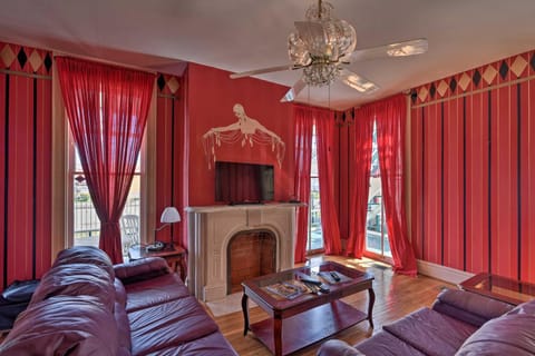 Sun, Surf and More! Spacious Group Home in Galveston House in Galveston Island