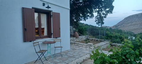 Garden view, Mountain view