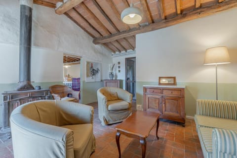 Villa Casavecchia Country House in San Casciano Val Pesa