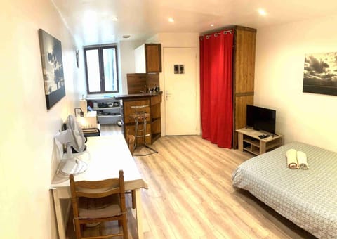 Studio MAKATI Apartment in Chambery