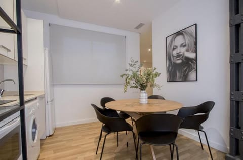 Apartamentos San Vicente Apartment in Valencia