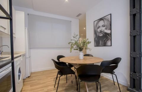 Apartamentos San Vicente Apartment in Valencia