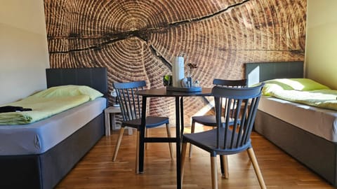 Bed, Living room, Photo of the whole room, Seating area, Dining area, Bedroom