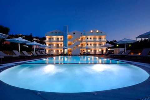 Property building, Swimming pool