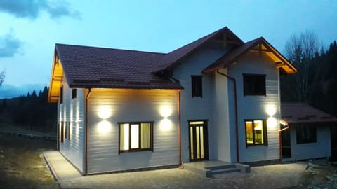 Facade/entrance, Sunrise, Sunset