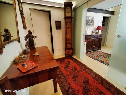 Living room, Lobby or reception