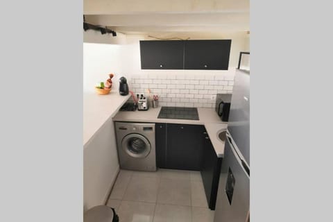 HYPERCENTRE ! STUDIO DE CHARME AVEC MEZZANINE Apartment in Ajaccio