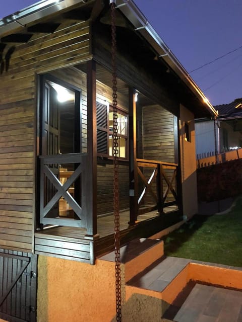Property building, Patio, Facade/entrance