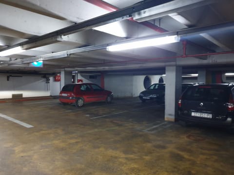 APARTMENT AMBER s podzemnom garažom Apartment in Split