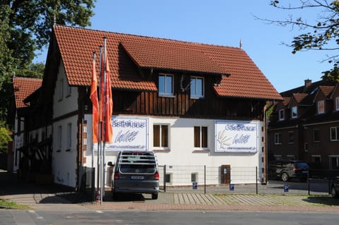 Property building, Facade/entrance