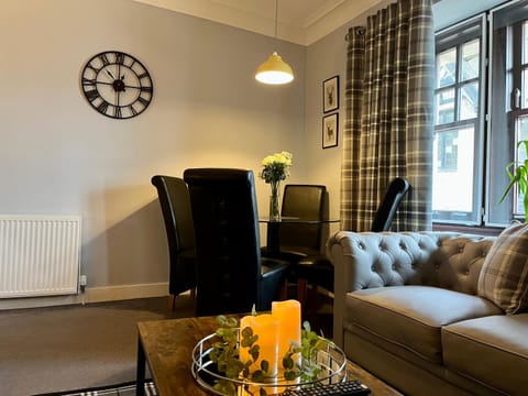 Spey Courtyard Apartment in Perth