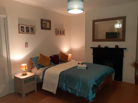 Phoenix Nights Guest House Vacation rental in Barrow-in-Furness