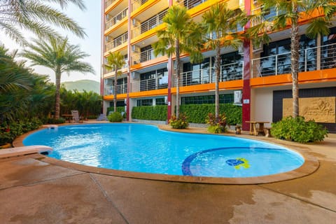 Property building, Swimming pool