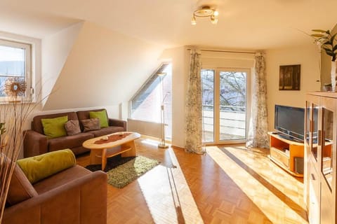 Staff, Living room, Photo of the whole room