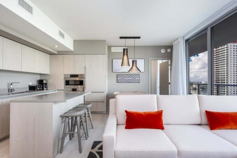 Hyde Beach House Luxury Condo-Resort 1204 condo Apartment in Hollywood Beach