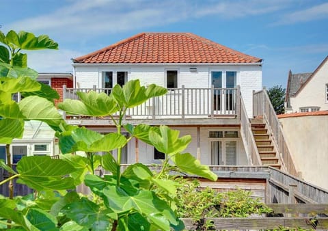 Property building, Balcony/Terrace
